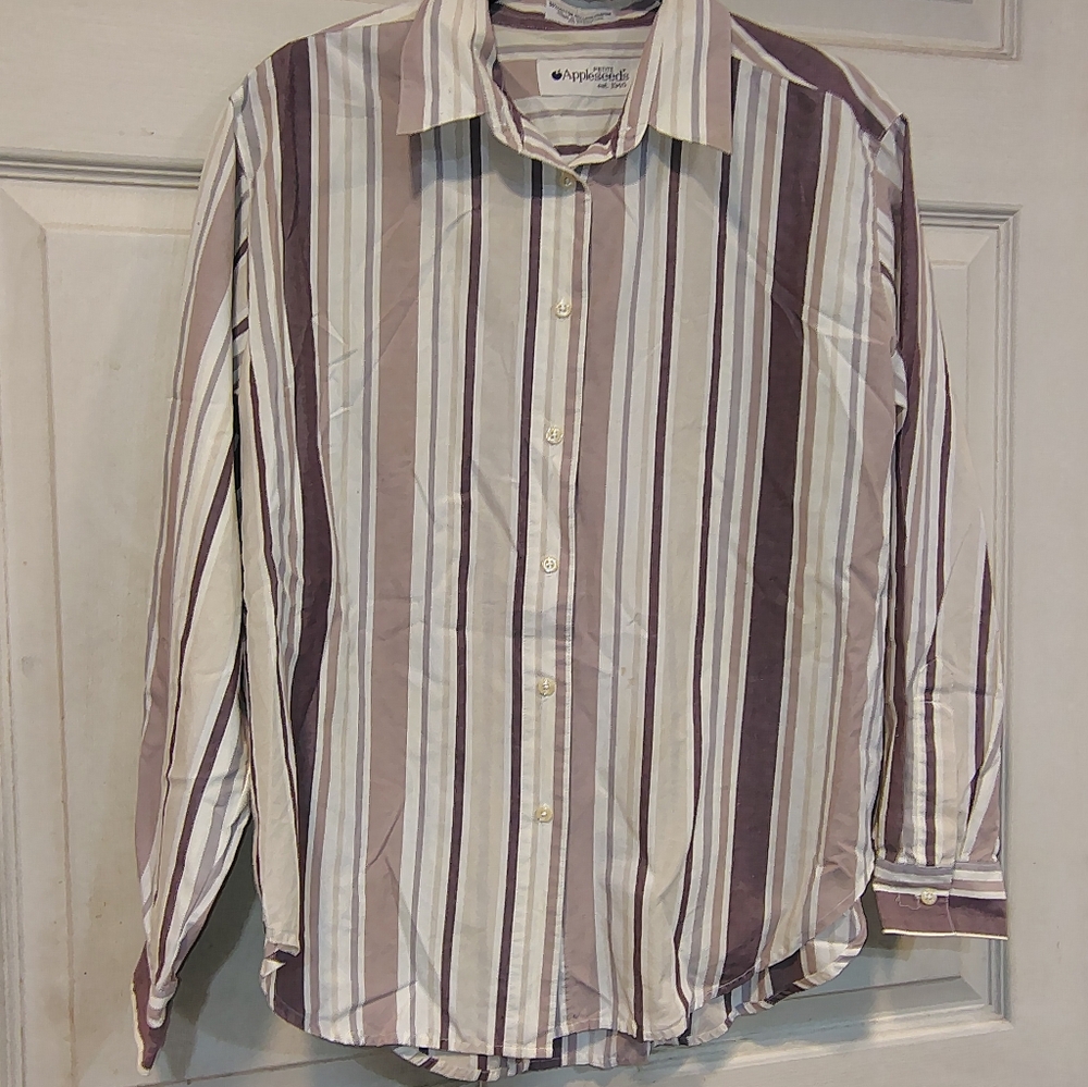 Vintage Appleseed's Women's Size 10P Long Sleeve Collared Button Up Shirt